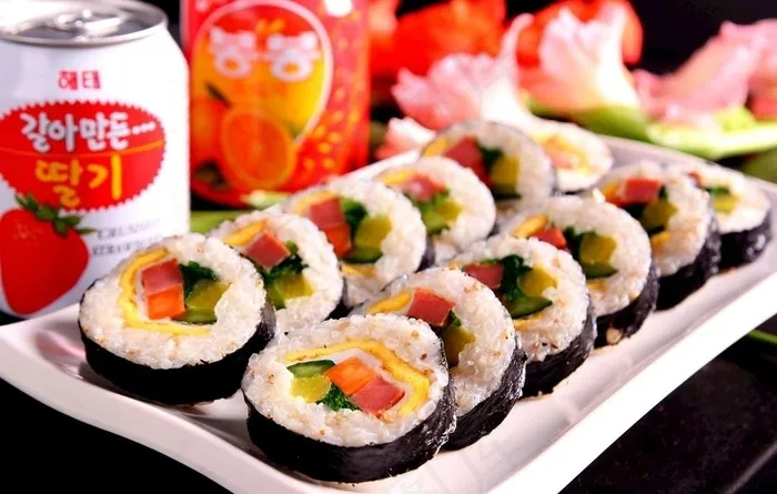 紫菜包饭图片