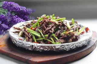 干煸辣子肺图片