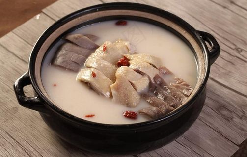 猪肚鸡图片