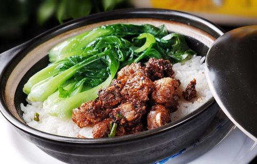 排骨煲仔饭图片