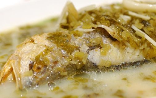 咸菜烧大黄鱼图片