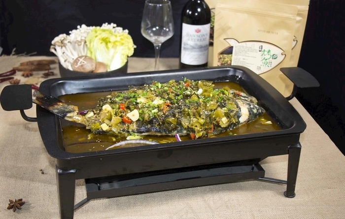 酸菜味烤鱼图片