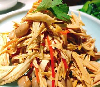 美食凉拌腐竹图片