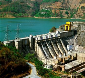 河漫湾电厂大坝图片