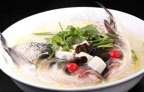 天目湖鱼头汤图片