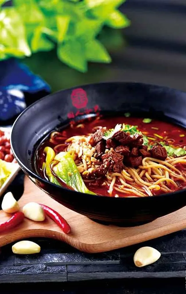 骨汤牛肉面图片