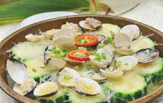 蒜茸白贝蒸丝瓜图片