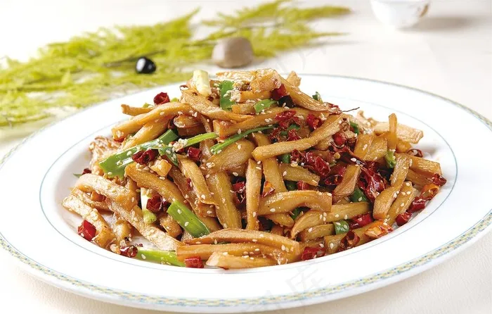 干煸杏鲍菇图片