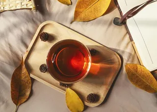 红茶养生茶饮背景海报素材图片