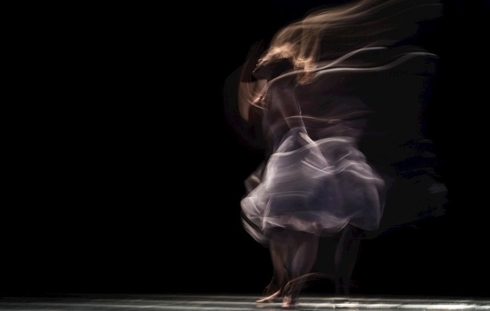 飘逸动感舞蹈图片