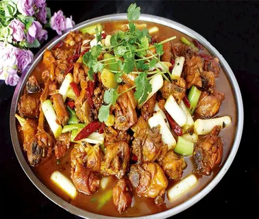 大盘鸡图片 大盘鸡图片
