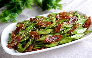 荷兰豆炒腊肠图片