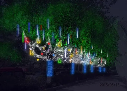 夜间发光景观树图片