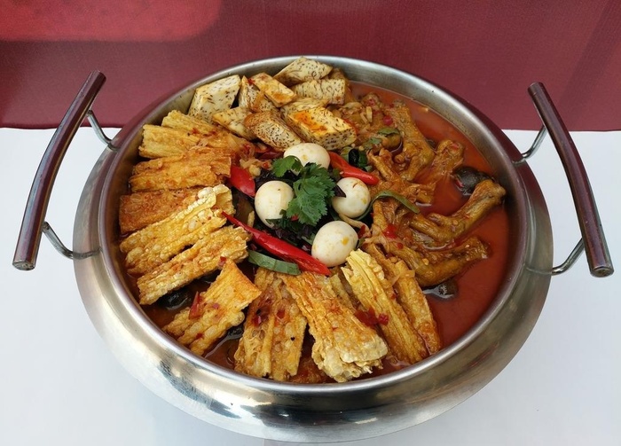 风味田螺鸭脚煲图片