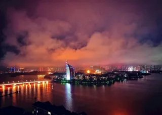 鄂州市洋澜湖畔图片