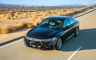 十代雅阁壁纸图片