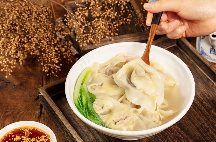 馄饨图片