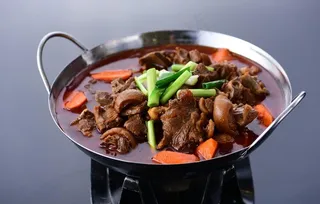 红烧羊肉锅仔图片