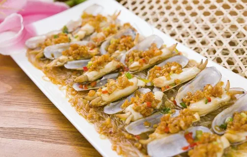 蒜蓉粉丝蒸蛏子图片 蒜蓉粉丝蒸蛏子图片
