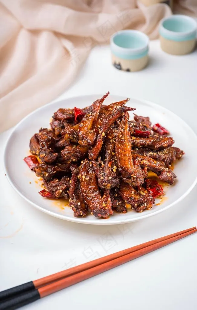 麻辣翅尖图片