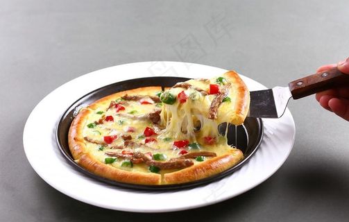 香辣牛肉披萨图片