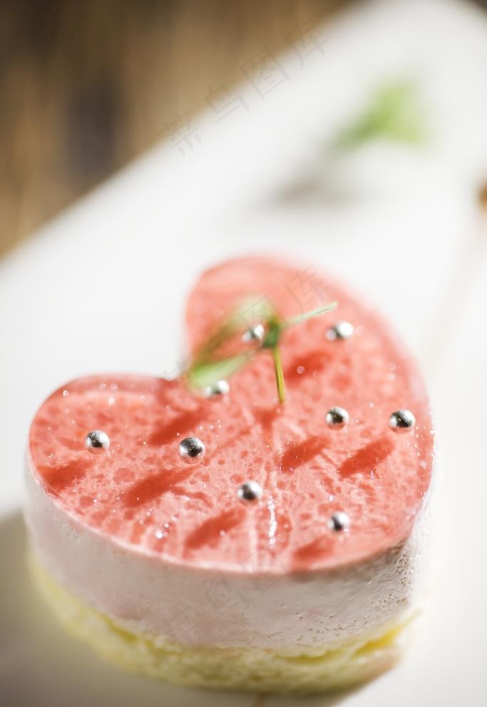 草莓慕斯图片