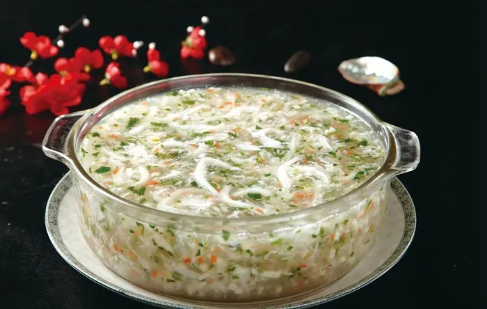 银鱼豆腐羹图片