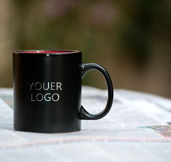 大气咖啡杯茶杯水杯样机PSD图片