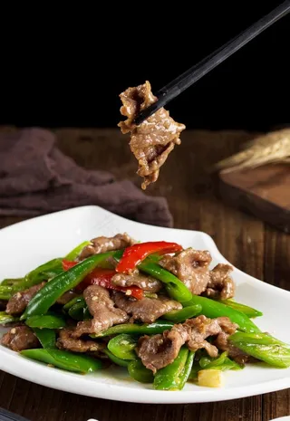 尖椒炒牛肉图片