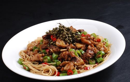 双椒鸡捞面图片