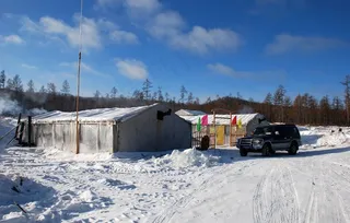 上央格汽林场工棚图片