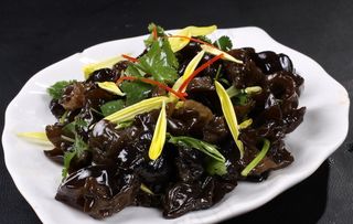 凉拌木耳图片