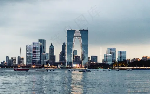 东方之门图片 东方之门图片