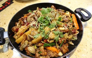 干锅海陆空图片