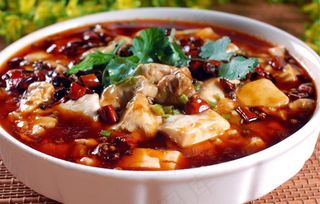 豆腐烧脑花图片