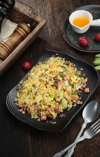 牛肉炒饭图片