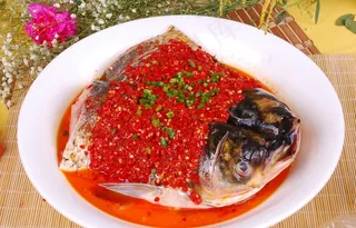 剁椒鱼头图片