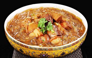猪肉炖粉条图片