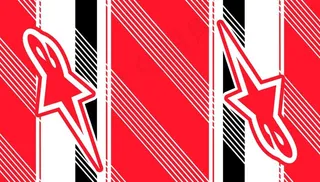 双边定位大牌图片