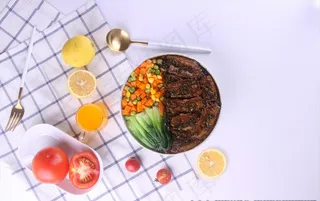 梅菜扣肉套饭盖浇饭摄影图图片