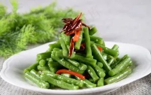 蒜泥豆角图片