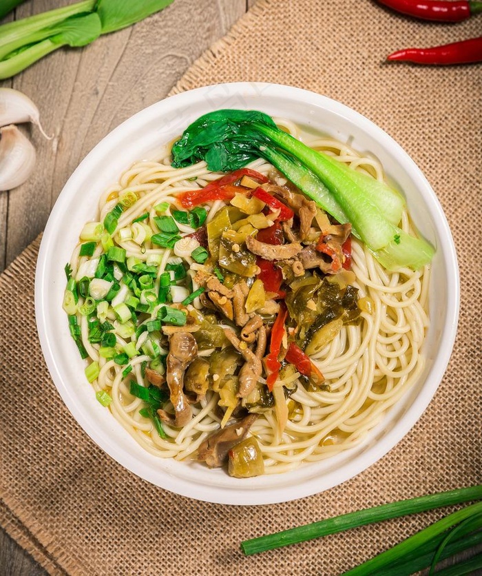 酸菜肉丝面图片