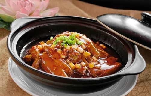 鱼香茄子煲图片 鱼香茄子煲图片