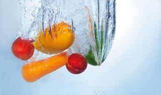 洗水果图片