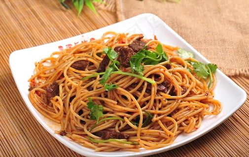 凉拌面图片