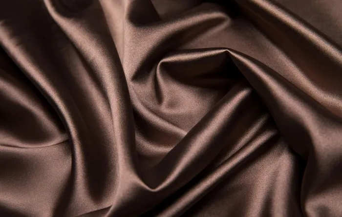 咖啡色丝绸纹理图片
