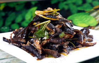 麻辣乌鸡爪图片