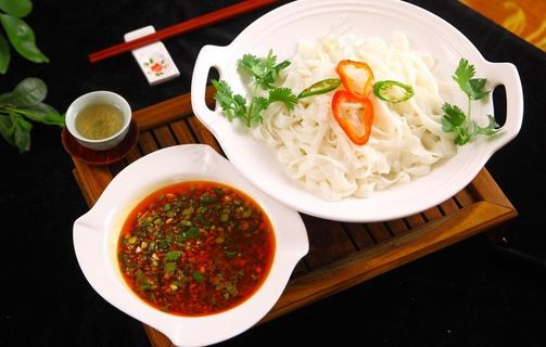 川味捞河粉图片