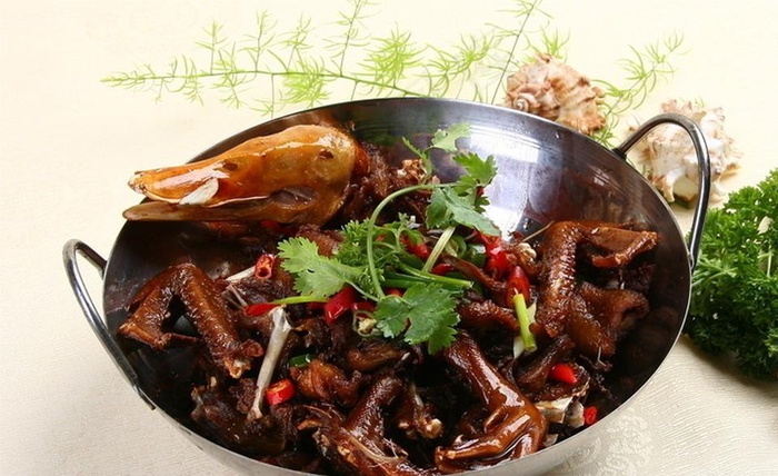 干锅啤酒鸭图片