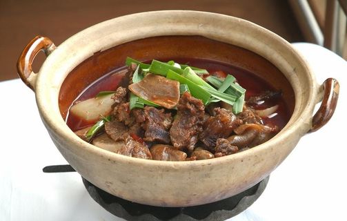 砂锅牛杂图片 砂锅牛杂图片